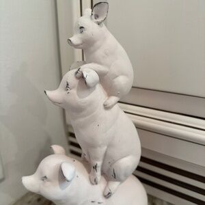 Pigs Figurine